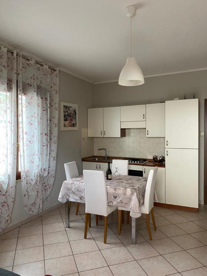 Ferienwohnung La Rosa Del Garda Peschiera del Garda Exterior foto